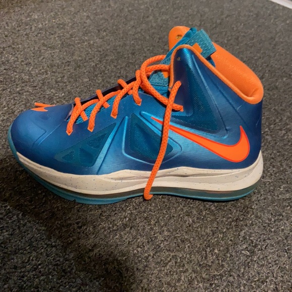 Nike - Picture 6 of 10